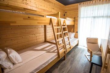 Фото номера Четырехместный номер с видом на горы Отель Villa Victoria Thermal Spa г. Баня 7