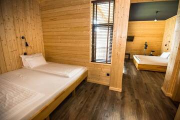 Фото номера Семейный номер Отель Villa Victoria Thermal Spa г. Баня 4