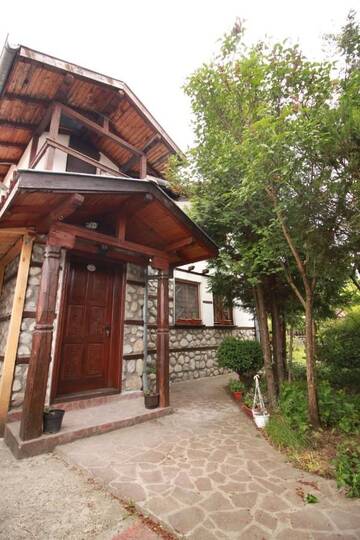 Фото номера Таунхаус с 3 спальнями Дома для отпуска Guest House Gradina г. Баня 12